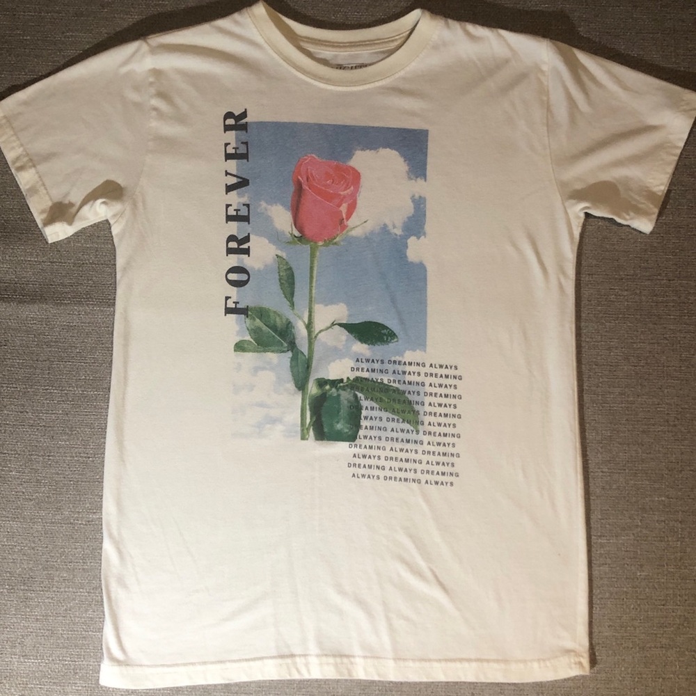 Graphic Tee Ivory Always Dreaming Small